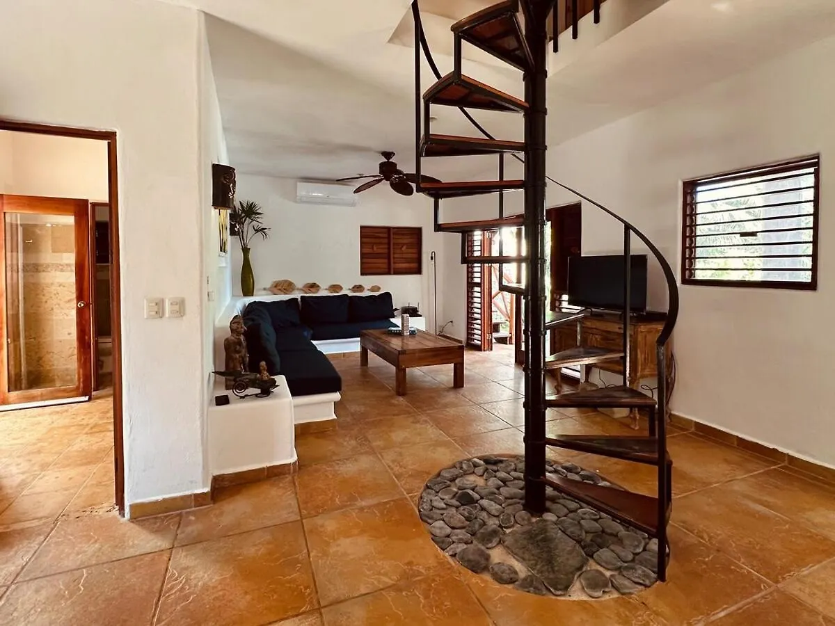 Villa Tankah Sunrise Sanctuary - Reef & Oceanfront à Tulum Hébergement de vacances